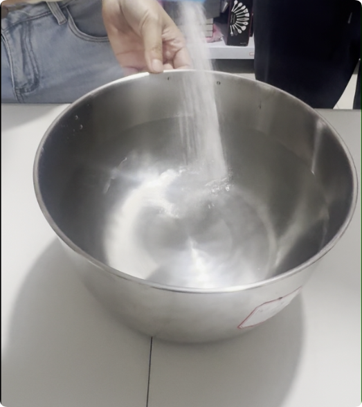 Stainless steel blade salt water test