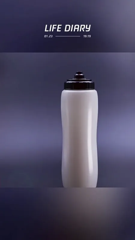 Botella de agua de 32 oz con pulverizador